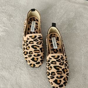 Steve Madden Tan and Black Leopard Flats